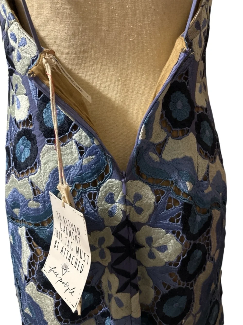 RARE Free People Bali Electric Muse Crochet Embroidered Mini Dress in Blue Sz 4 - Picture 9 of 12